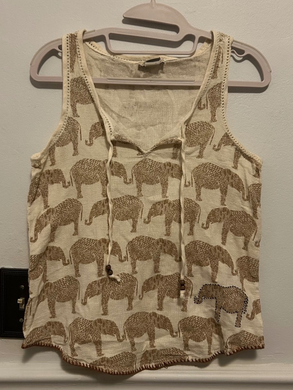 Lucky Brand Cream and Beige Elephant Tank Top - Size XS